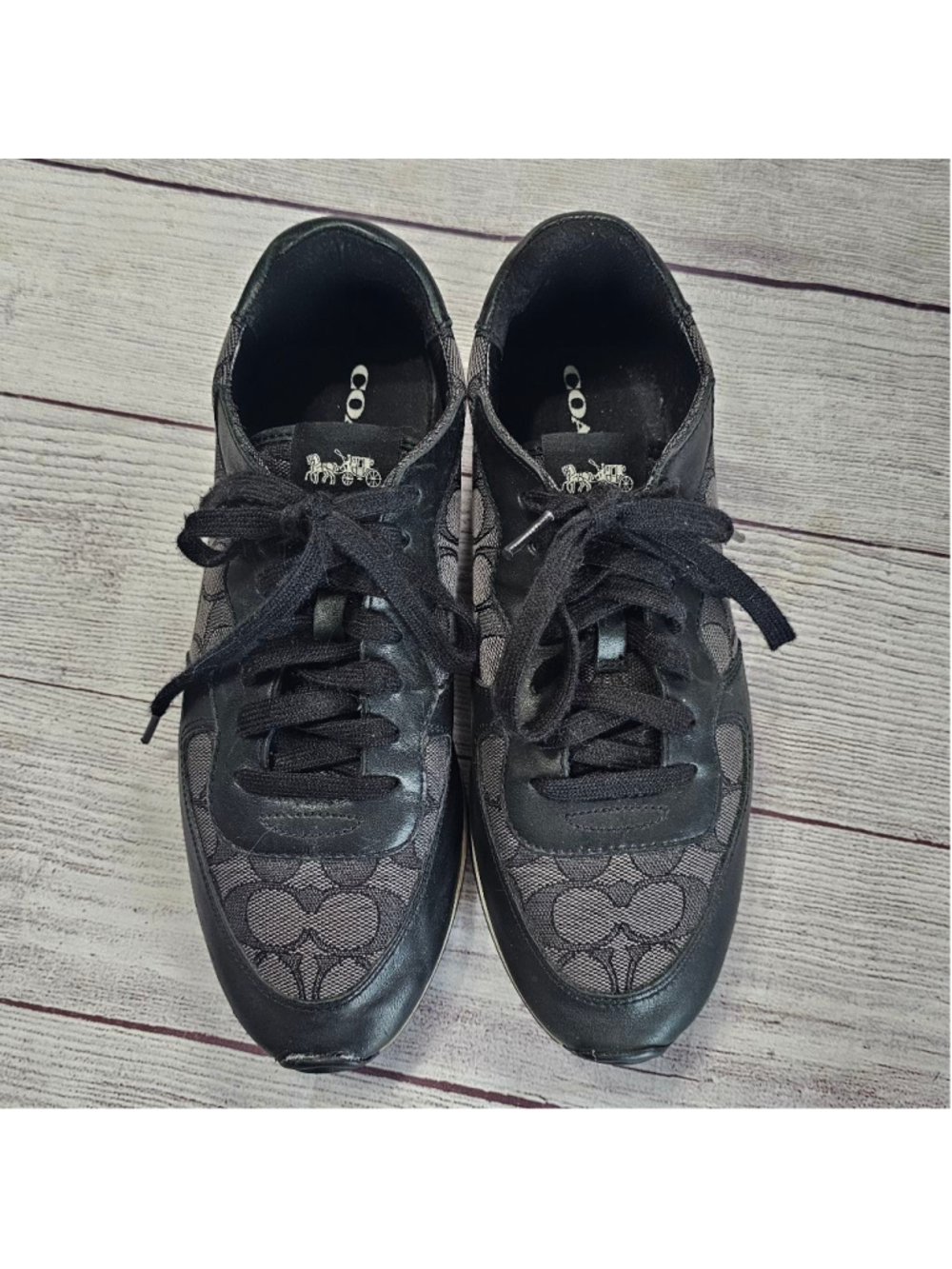 Coach sz 9.5 Farah Logo tennis sneakers